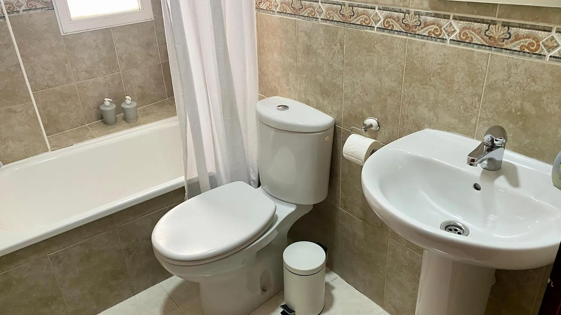 Πανσιόν La Vega Rooms Ουέλβα